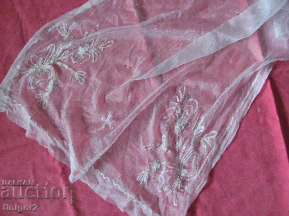 19ος αιώνας βέλο και στέμμα νύφης με τιμή 125.00 BGN | € 63.91