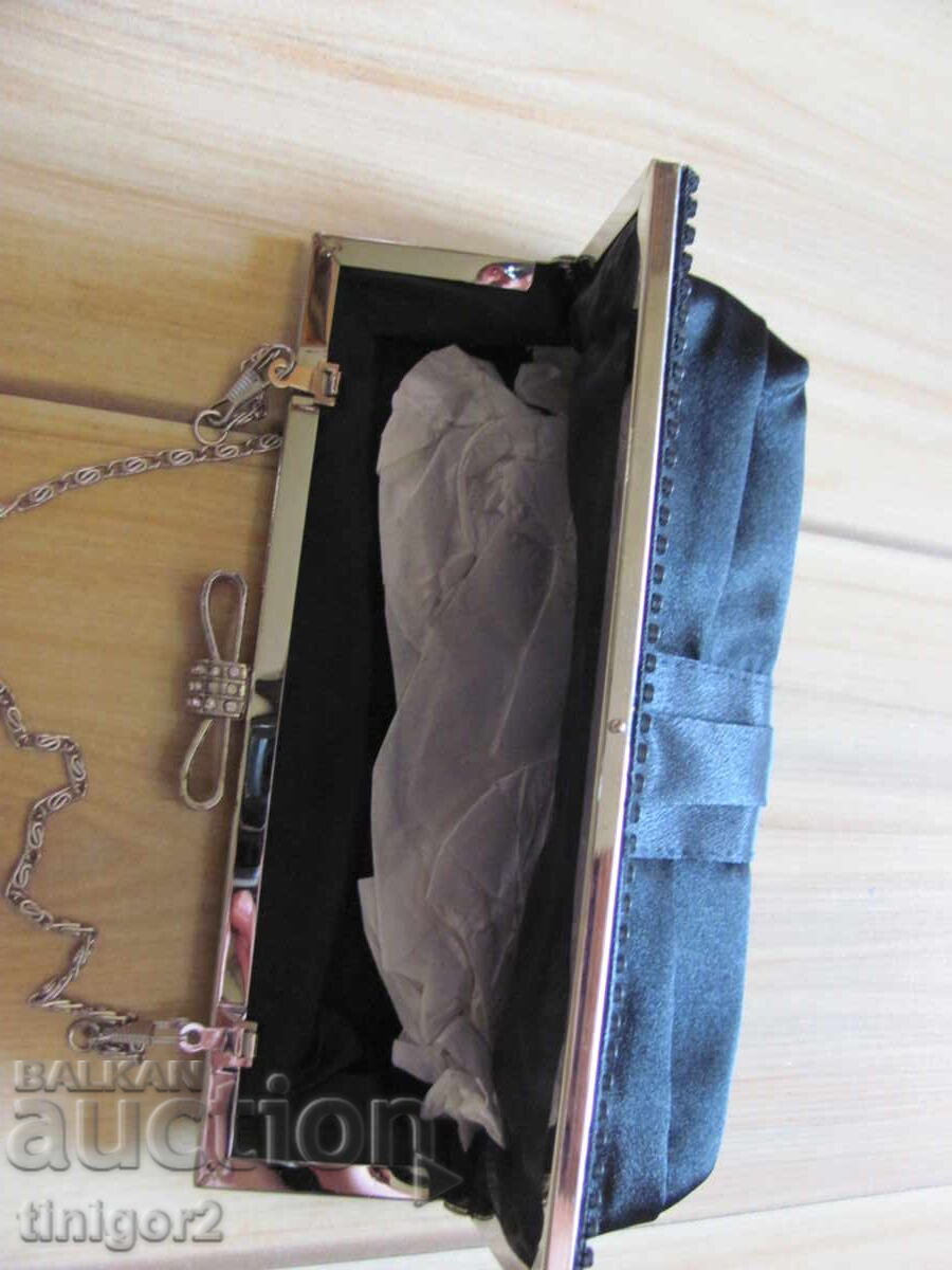 Delivery of New official women's handbag, black satin, short, long handle Delivery of New official women's handbag, black satin, short, long handle