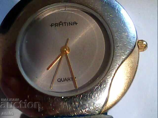 Beautiful Swiss 4-hour watch with a new battery