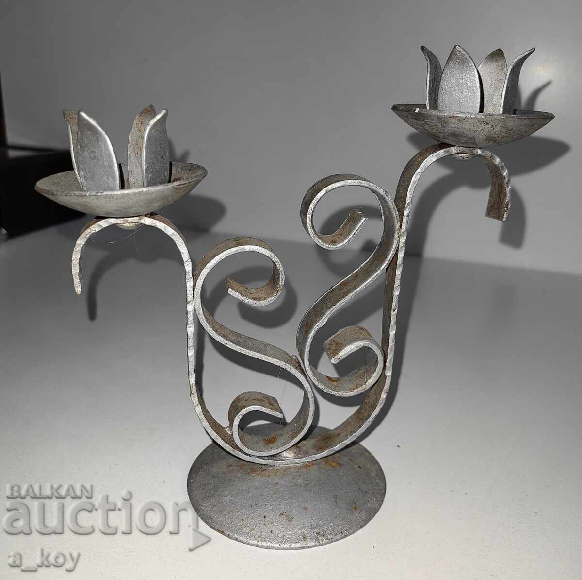 Delivery of METAL CANDLE HOLDER