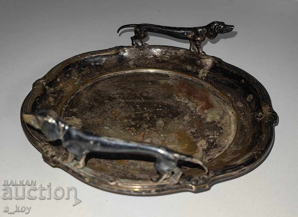 МАСИВЕН МАРКИРАН МАЛЪК МЕТАЛЕН ПОДНОС ЧИНИЯ КУЧЕТА КУЧЕ с цена 15.00 лв. | € 7.67