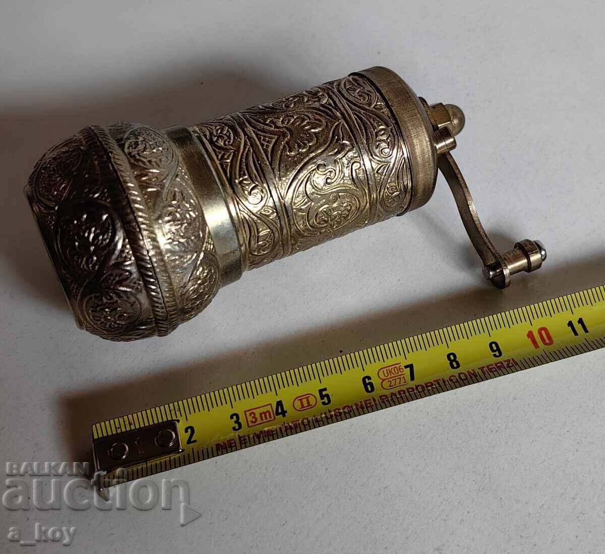 Δημοπρασία ΜΕΤΑΛΛΙΚΟΣ ΜΥΛΟΣ ΜΠΑΧΑΡΙΚΩΝ ΔΕΝ ΕΧΕΙ ΔΟΚΙΜΑΣΤΕΙ ΓΙΑ ΔΙΑΚΟΣΜΗΣΗ