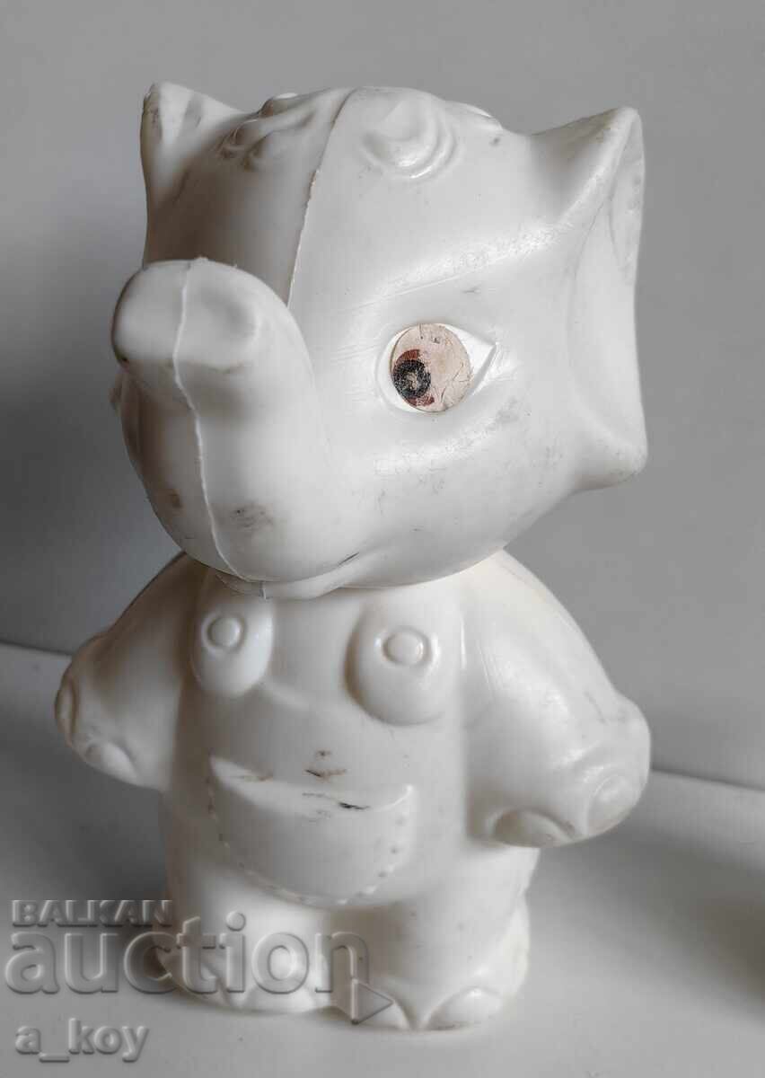 PLASTIC SOCIAL ELEPHANT CHILD'S TOY with price 10.00 BGN | € 5.11