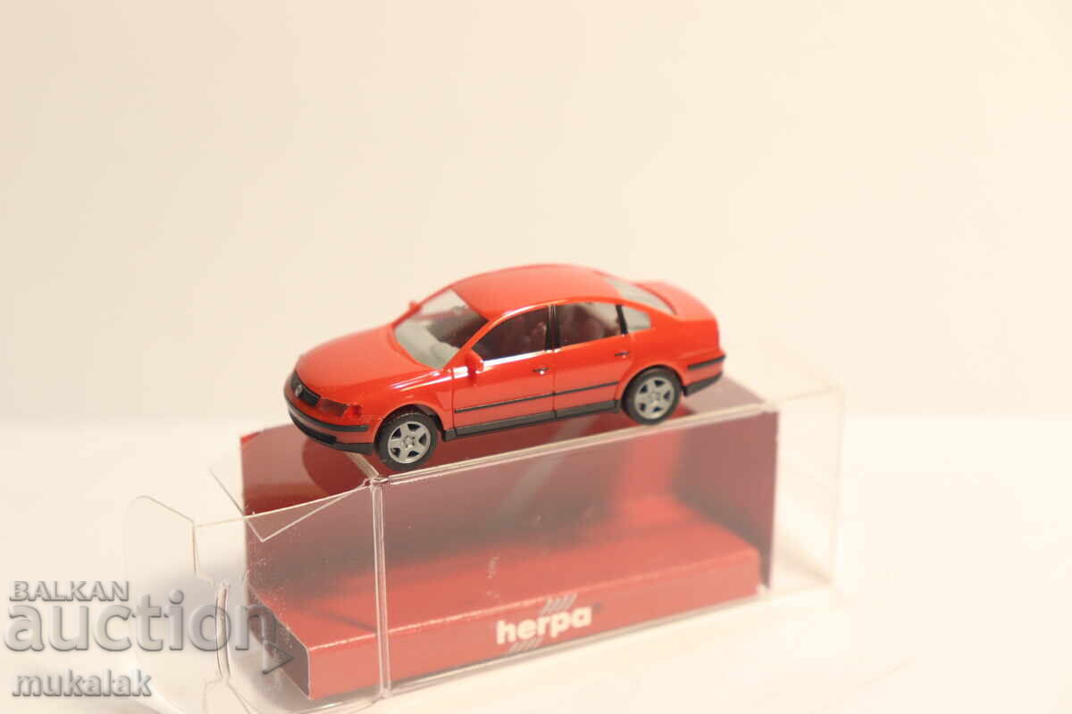 HERPA H0 1/87 VW PASSAT MODEL CAR TOY - 6