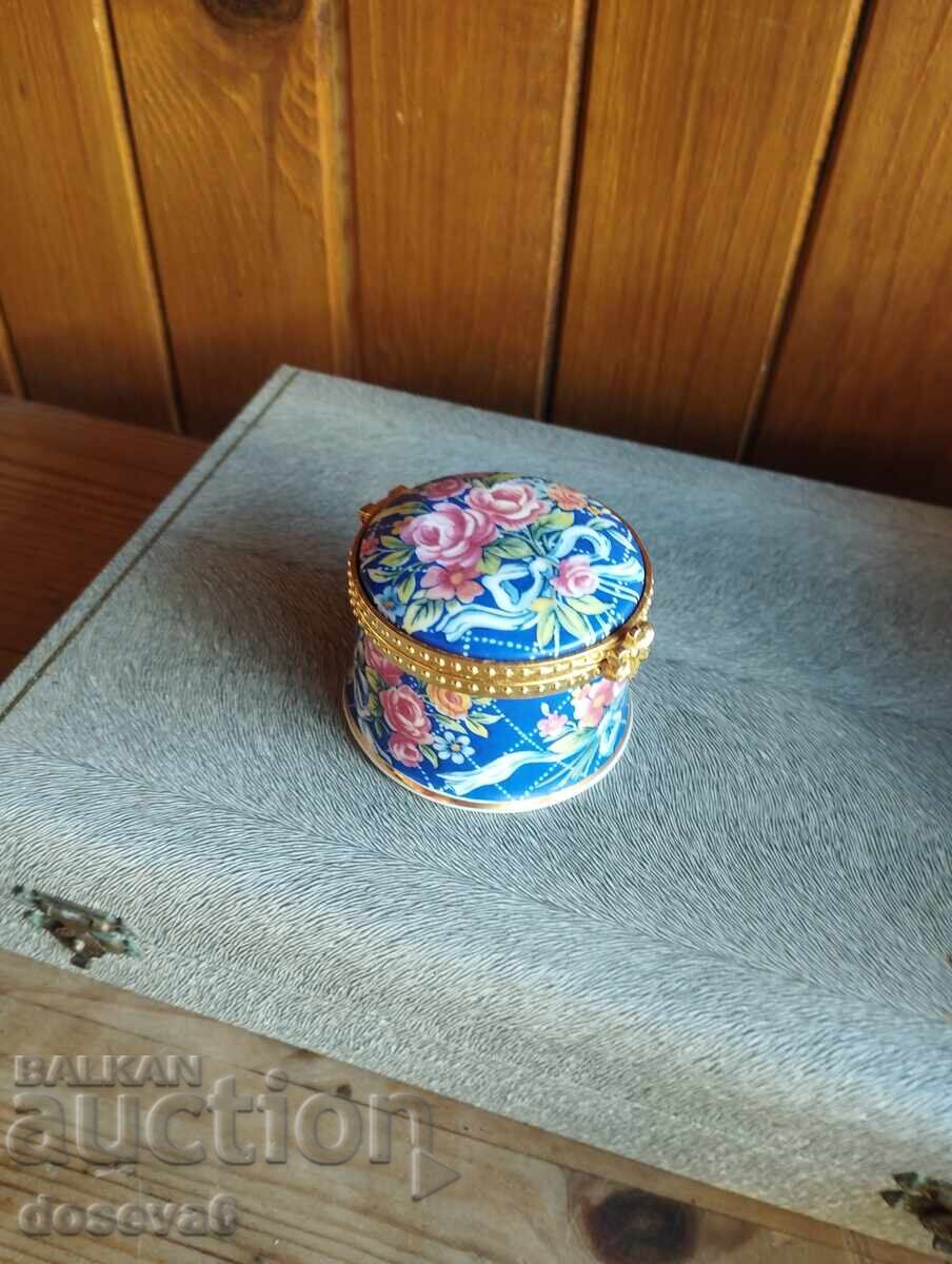 Fenton China 60 de ani de naștere, cutie de bijuterii, porțelan os - 5