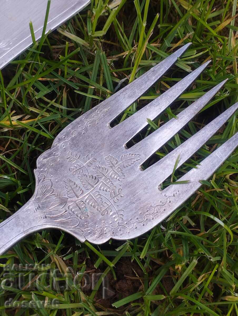 Victorian Silver-Plated Cutlery with price 45.00 BGN | € 23.01 Victorian Silver-Plated Cutlery with price 45.00 BGN | € 23.01