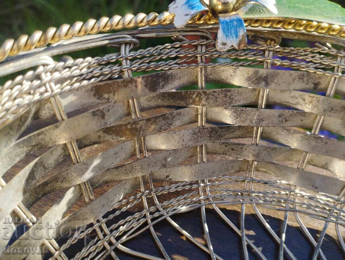 Метален панер за хляб, а защо не и великденски яйца, плодове - 6