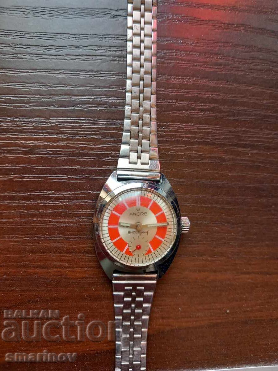 Дамски часовник ANKRE с цена 25.00 лв. | € 12.78 Дамски часовник ANKRE с цена 25.00 лв. | € 12.78