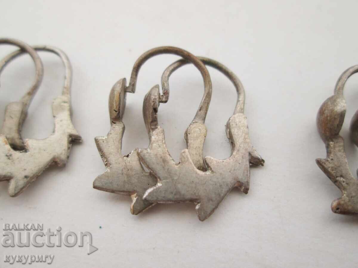 Auction  3 sets of old women's earrings, cut jewelry, costume