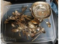 LOT MARE DE FURCULIȚE ȘI LINGURI ARGINTATE - 1820 GRAME