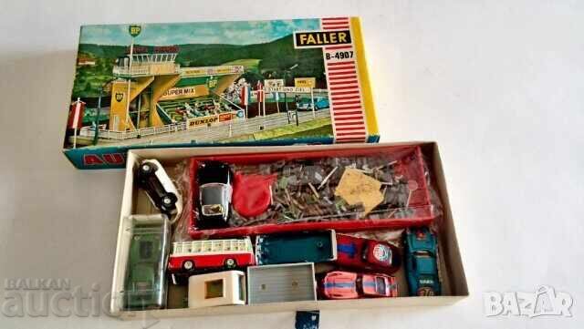 Πιστοί αυτοκινητάκια Faller από τη δεκαετία του 1960 και άλλα - 7