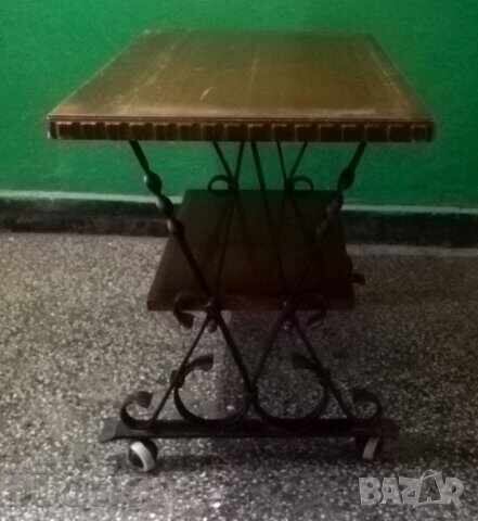 Delivery of Old, massive wrought iron coffee table