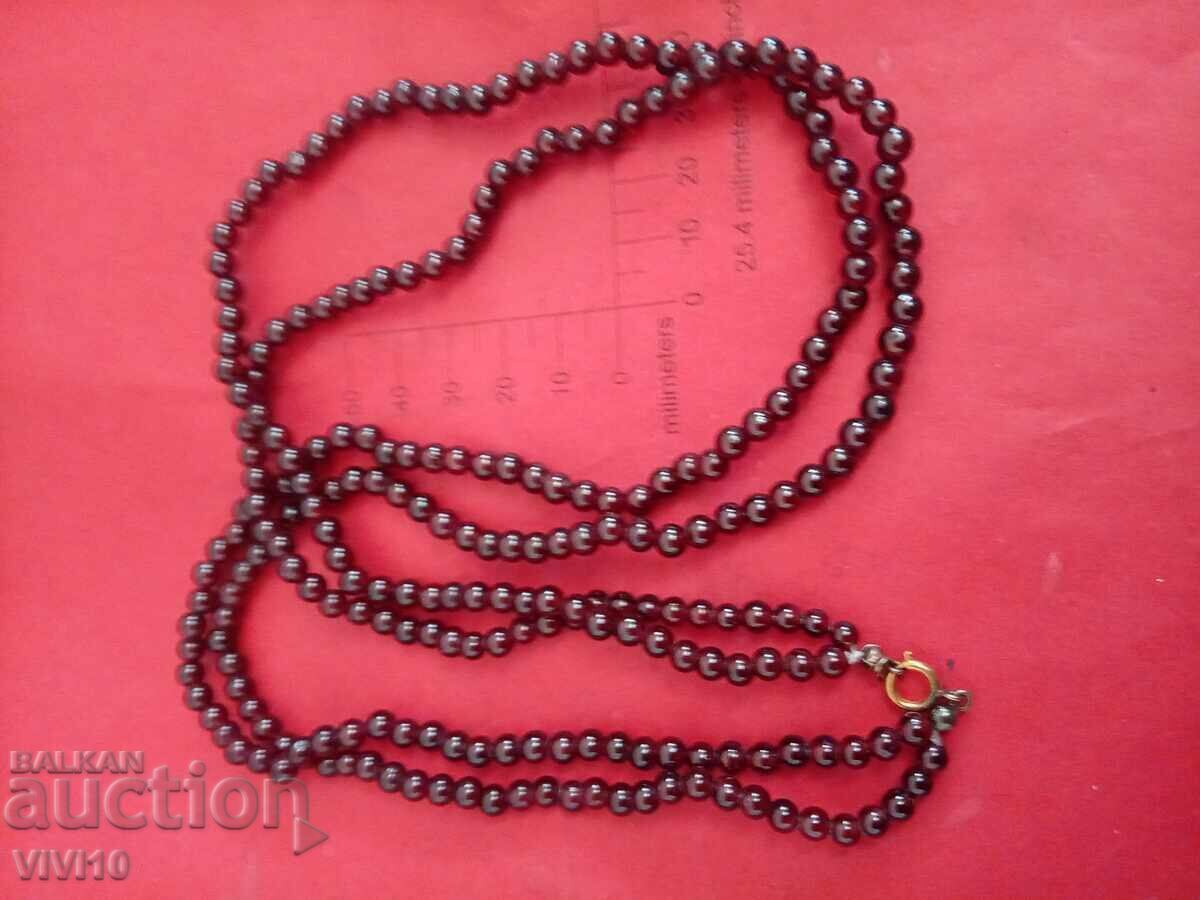 Αρχαίο κολιέ από ρουμπίνια με τιμή 160.00 BGN | € 81.81 Αρχαίο κολιέ από ρουμπίνια με τιμή 160.00 BGN | € 81.81