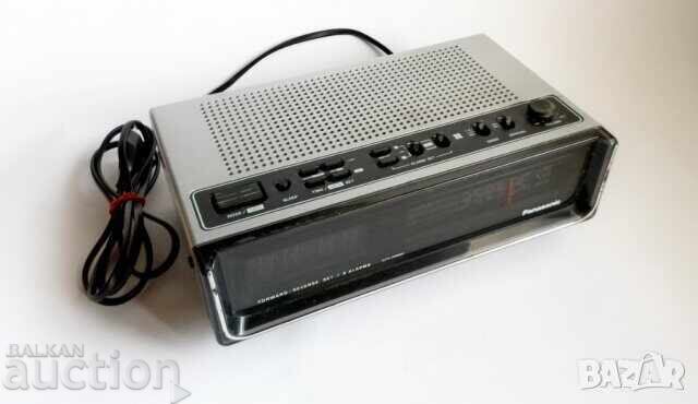 Ретро часовник панасоник радио 1981 Ретро часовник панасоник радио 1981