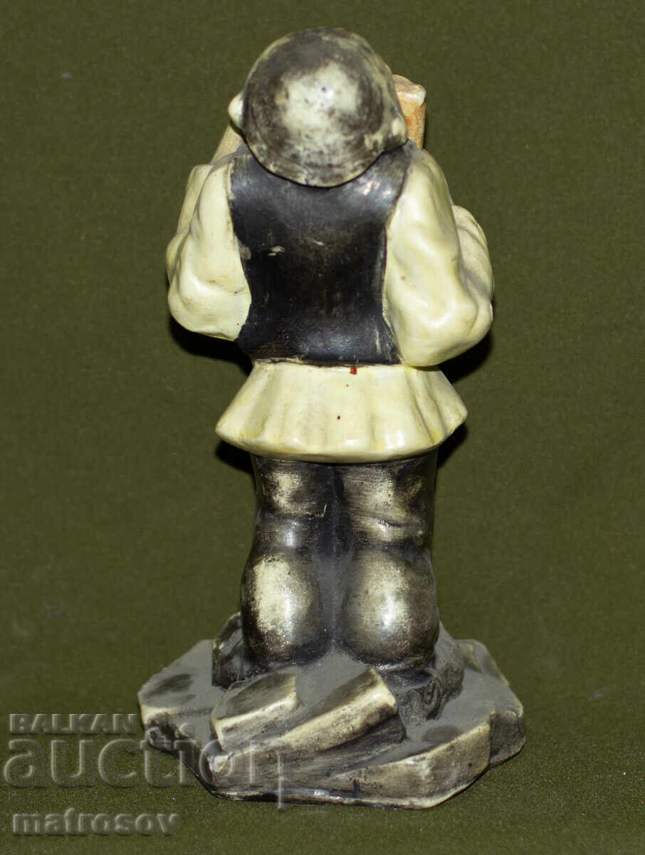 Licitație Statuetă ceramică decorativă reprezentând muzician