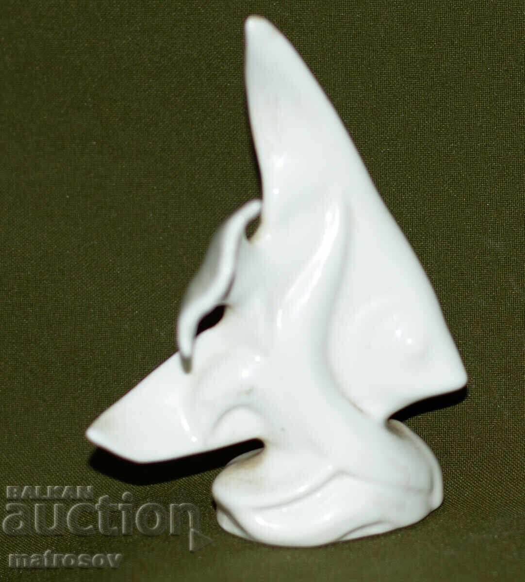 Delivery of Decorative porcelain fish figurine