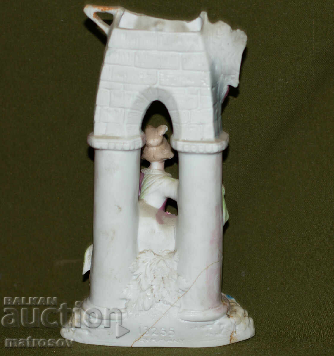 Decorative ceramic figurine of a woman - 6