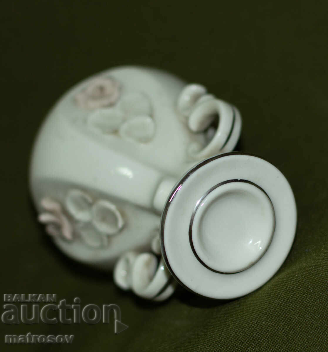 Sfeșnic din porțelan cu motive florale - 7 Sfeșnic din porțelan cu motive florale - 7