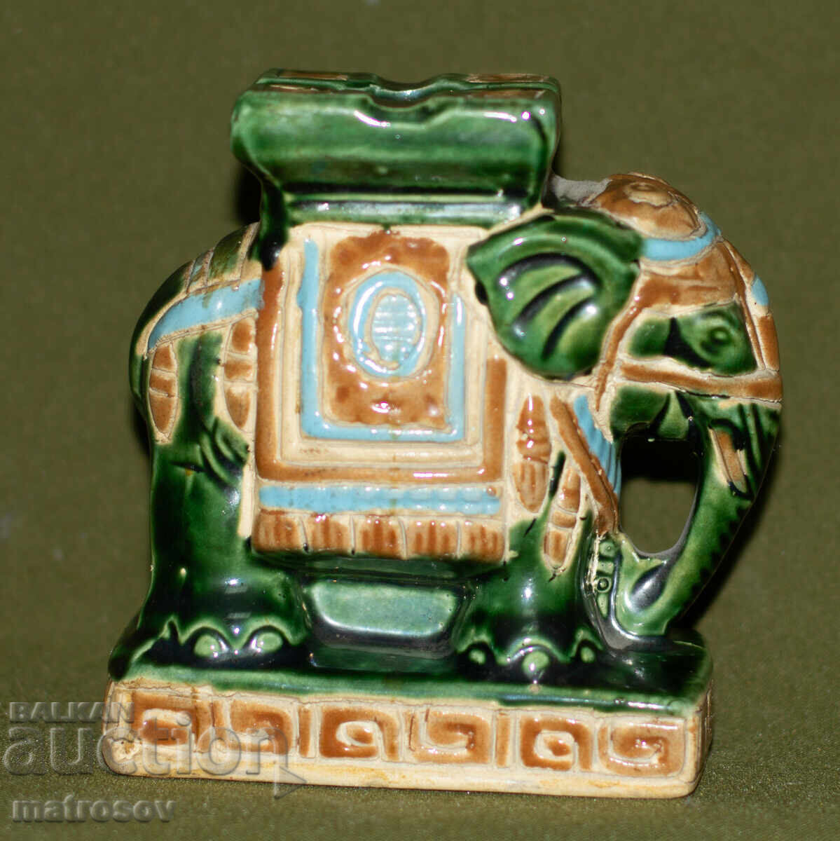 Διακοσμητική κεραμική φιγούρα ελέφαντα με τιμή 150.00 BGN | € 76.69