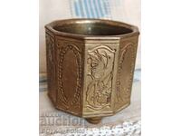 Vas de bronz vechi, sfeșnic, anii 1930