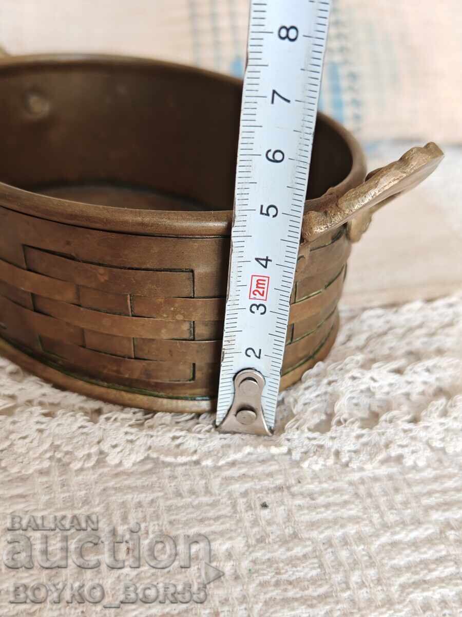 Auction  Antique Bronze Vessel 1930s