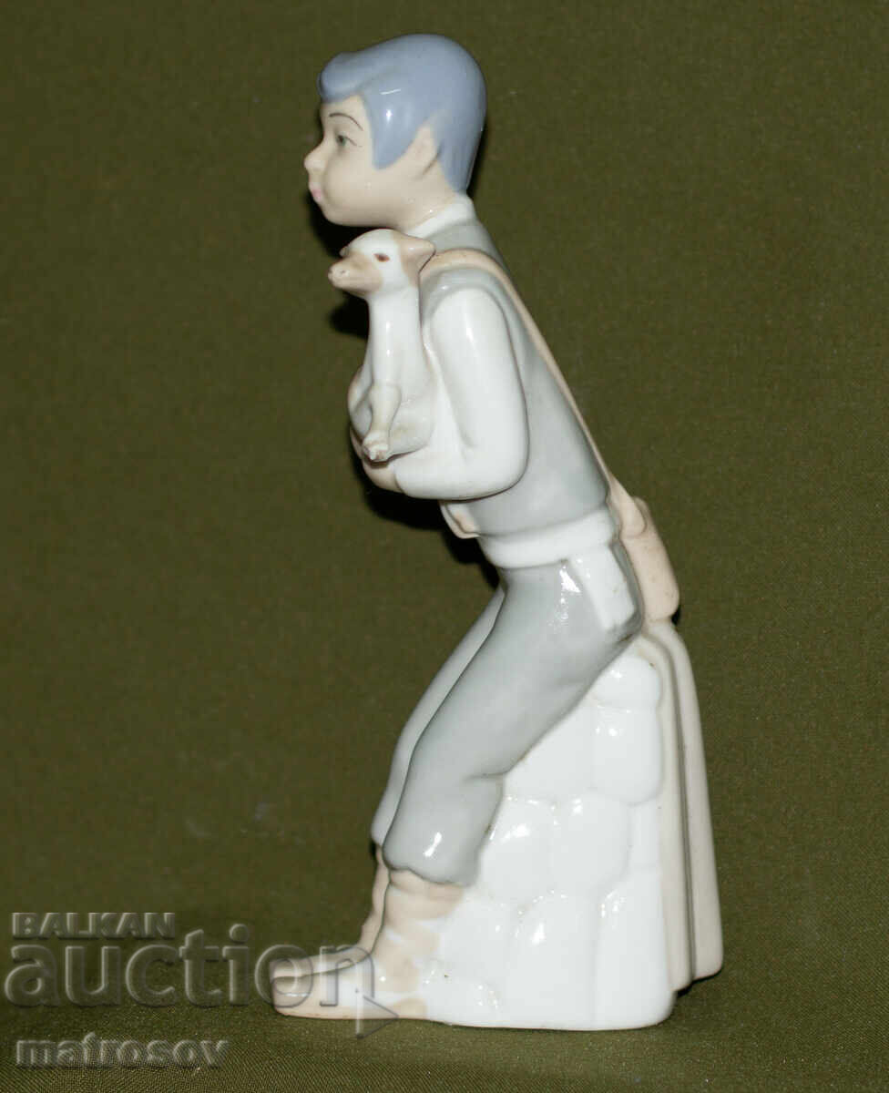 Παλαιό ισπανικό πορσελάνινο ειδώλιο αγοριού με κατσίκα - 7