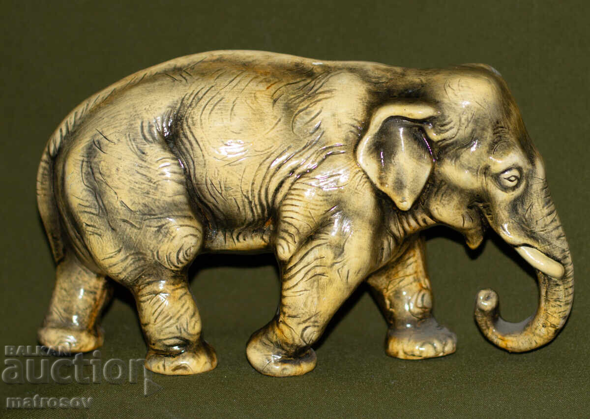 Διακοσμητικό κεραμικό ειδώλιο ελέφαντα με τιμή 150.00 BGN | € 76.69