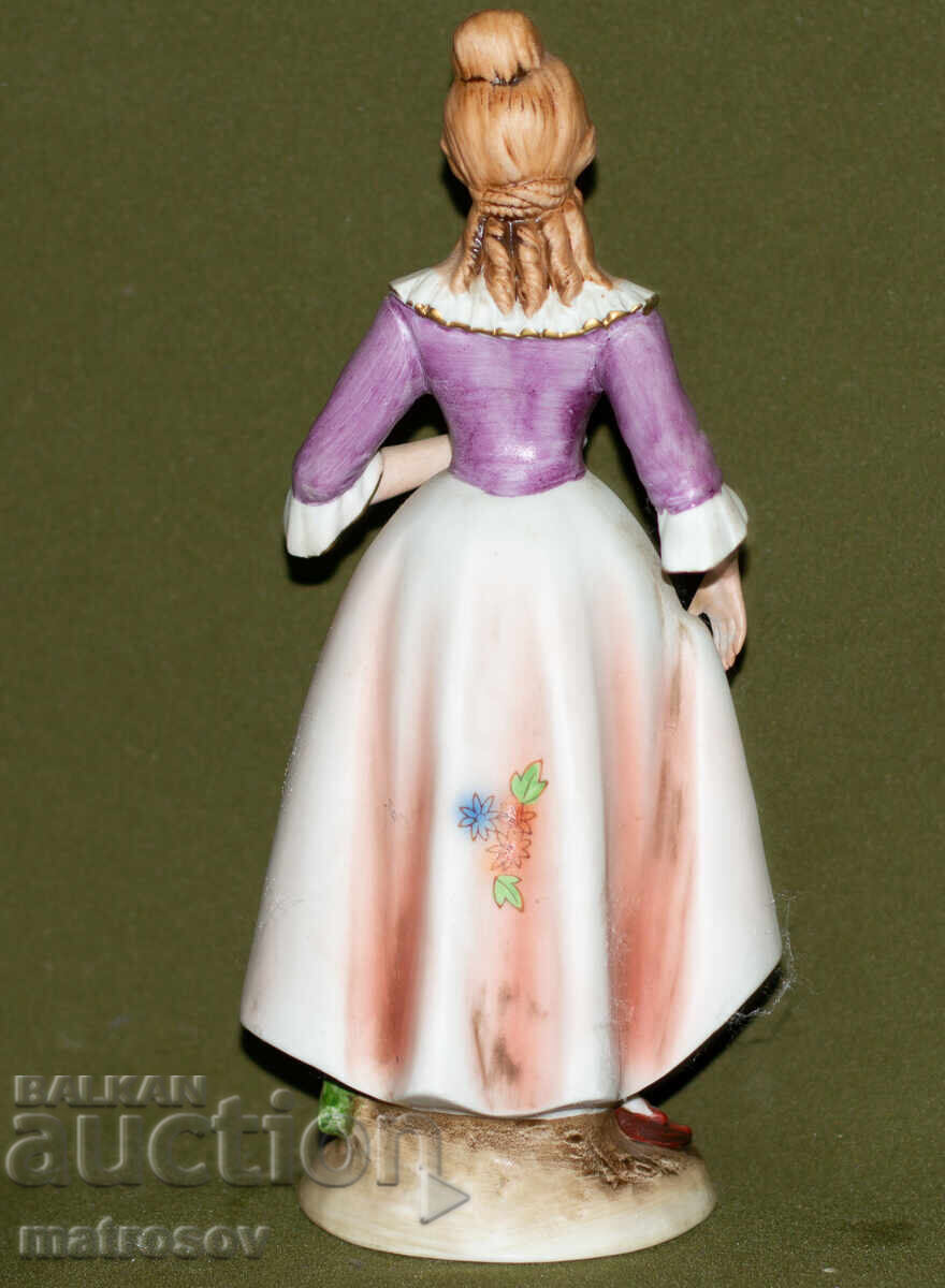 Декоративна керамична статуетка на жена, ръчно рисувана - 5