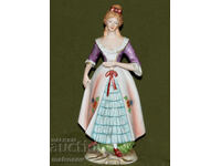 Декоративна керамична статуетка на жена, ръчно рисувана