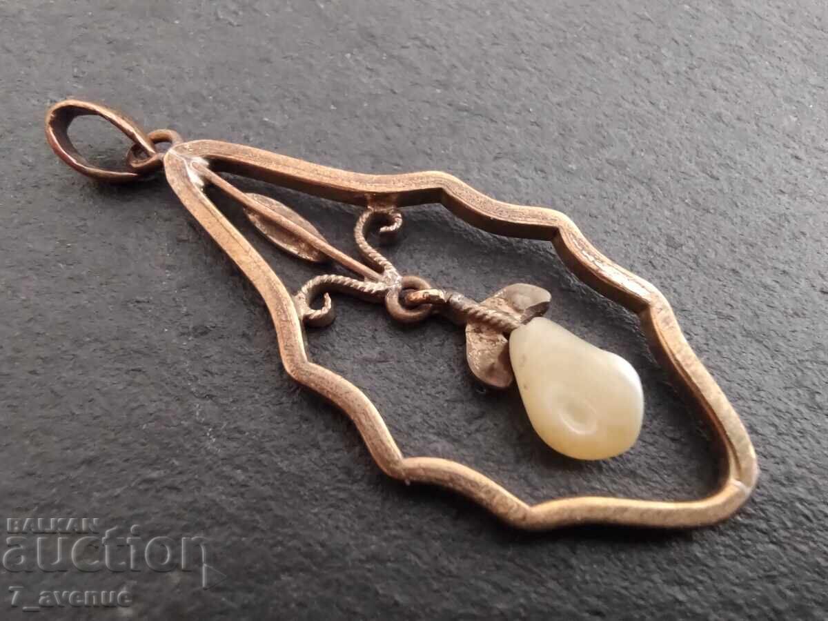 Аукцион Медальон/висулка на  поне 100 години 21.08.25