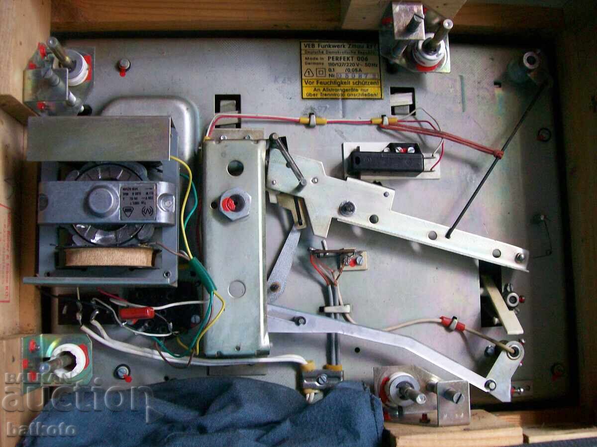 Auction  Old record player from GDR without amplifier