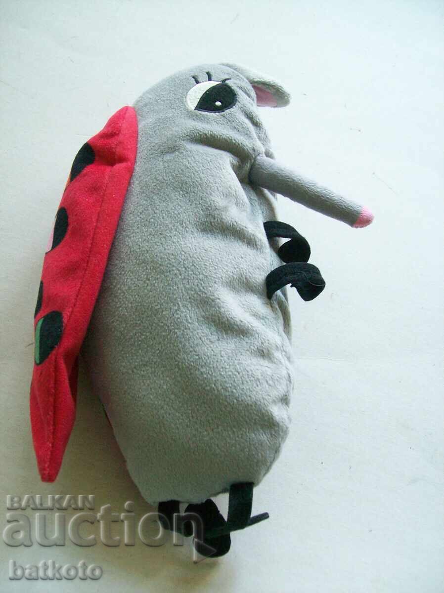 Стара плюшена играчка