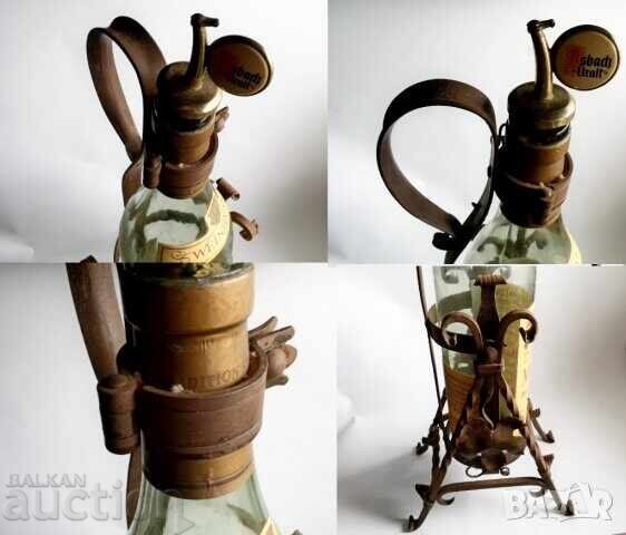 Delivery of 3L bottle with wrought iron swing from the 60s