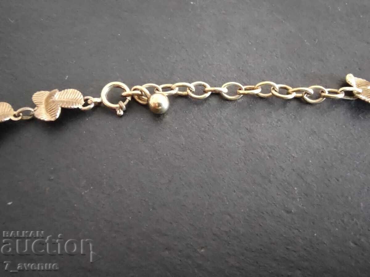 Γερδάνι, φυλλαράκια επιχρυσωμένα, τουλάχιστον 70 ετών 21.08.25 - 5 Γερδάνι, φυλλαράκια επιχρυσωμένα, τουλάχιστον 70 ετών 21.08.25 - 5