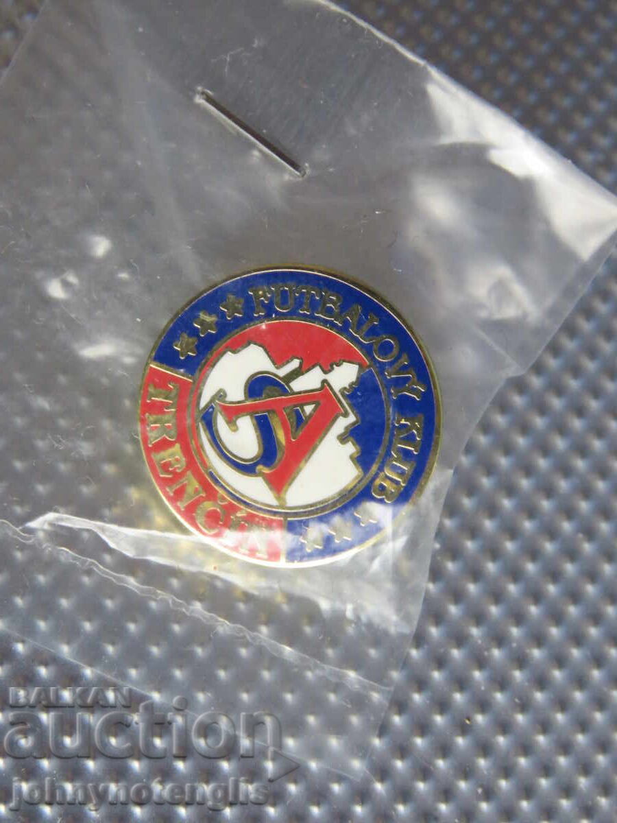 Emblemă oficială de fotbal - Trenčín, Slovacia, anul 2019