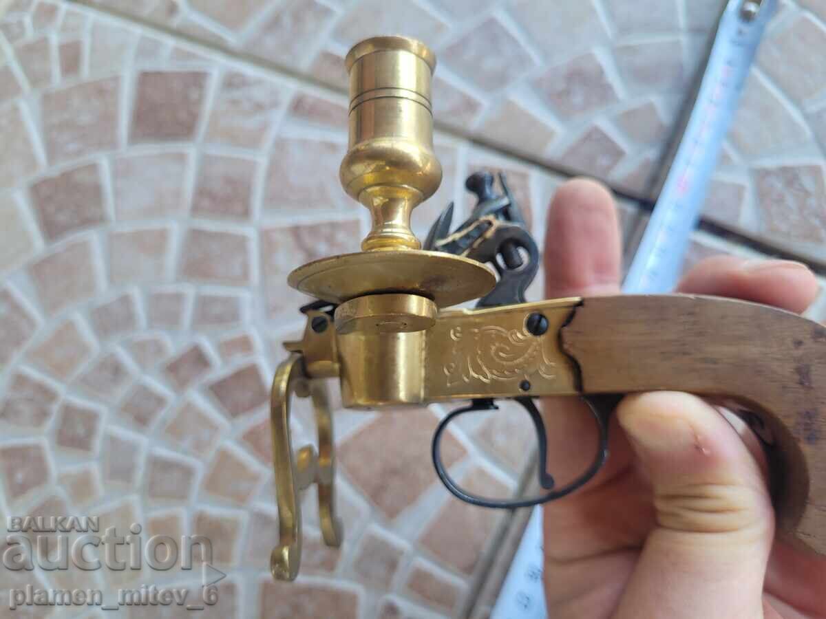 Delivery of Flint lighter