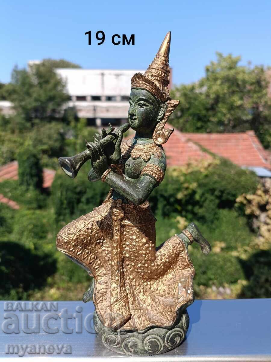 Бронзова статуетка с позлата на азиатска богиня на музиката с цена 140.00 лв. | € 71.58