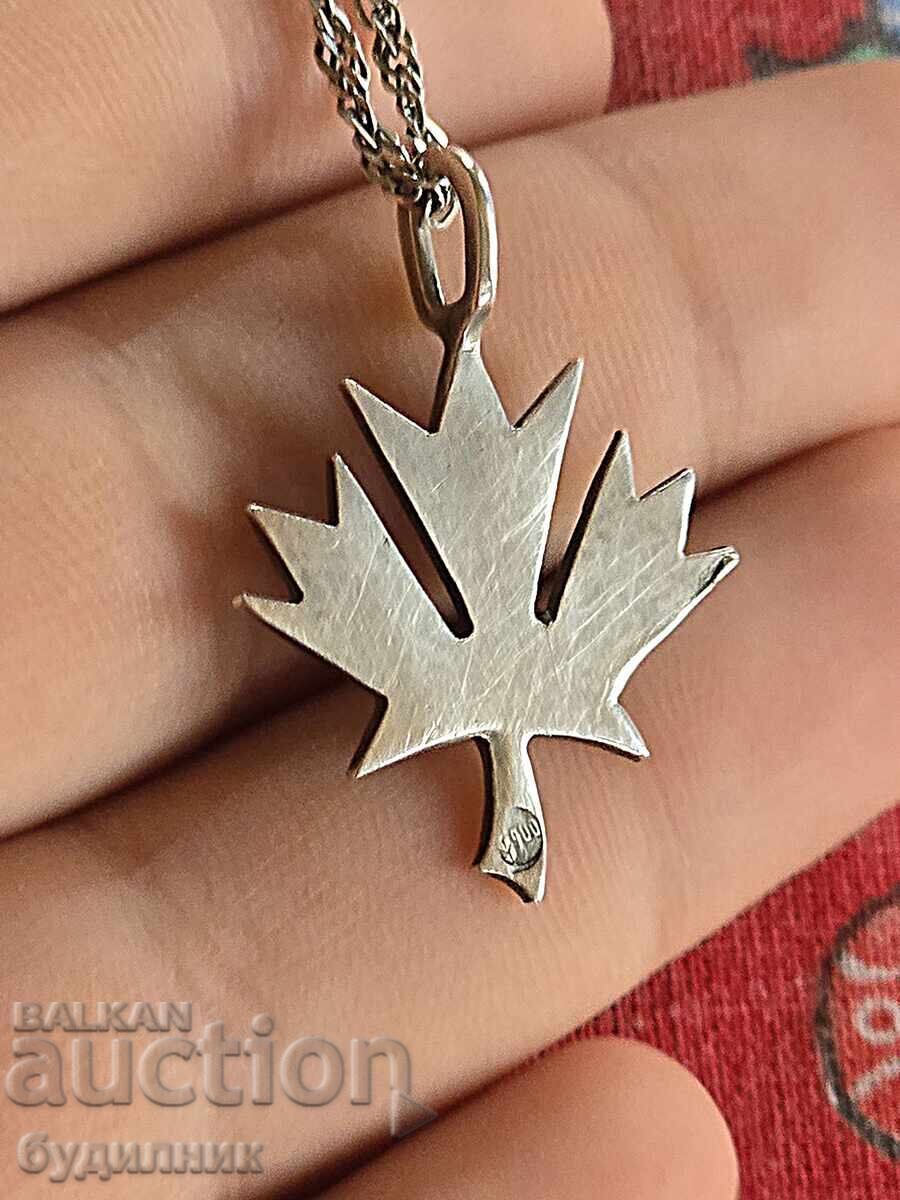 Delivery of Silver chain with pendant. 55cm. I'm listing over 100 Auctions Delivery of Silver chain with pendant. 55cm. I'm listing over 100 Auctions