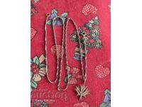 Silver chain with pendant. 55cm. I'm listing over 100 Auctions