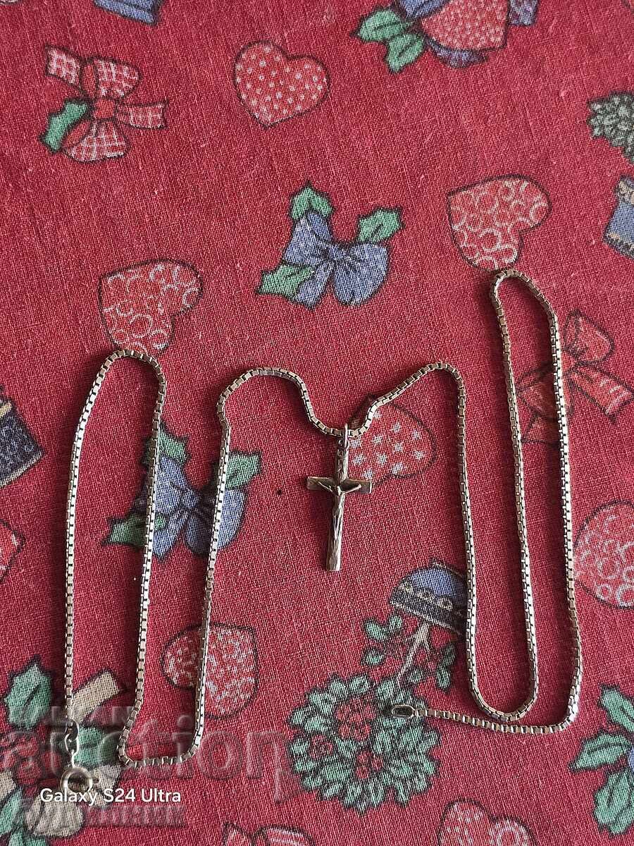 Ασημένιο Βαρύ Κολιέ με μενταγιόν. 61εκ. Βάζω πάνω από 100 Δημοπρασίες με τιμή 39.99 BGN | € 20.45