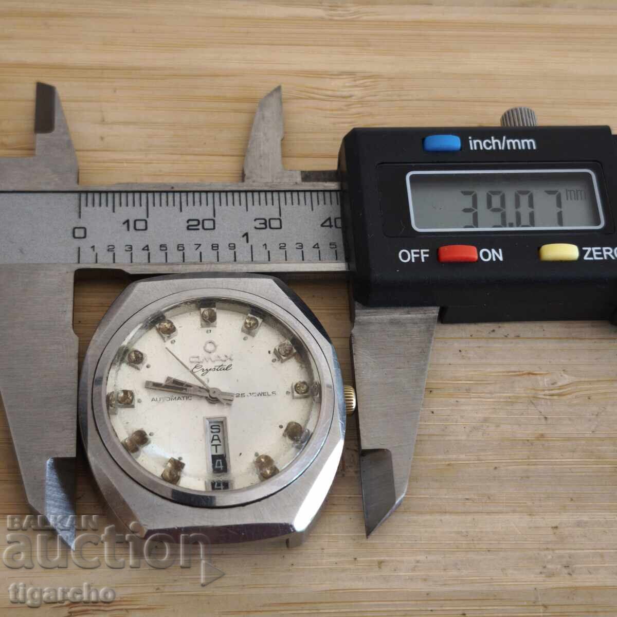 Ceas OMAX cu preț 90.00 BGN | € 46.02 Ceas OMAX cu preț 90.00 BGN | € 46.02