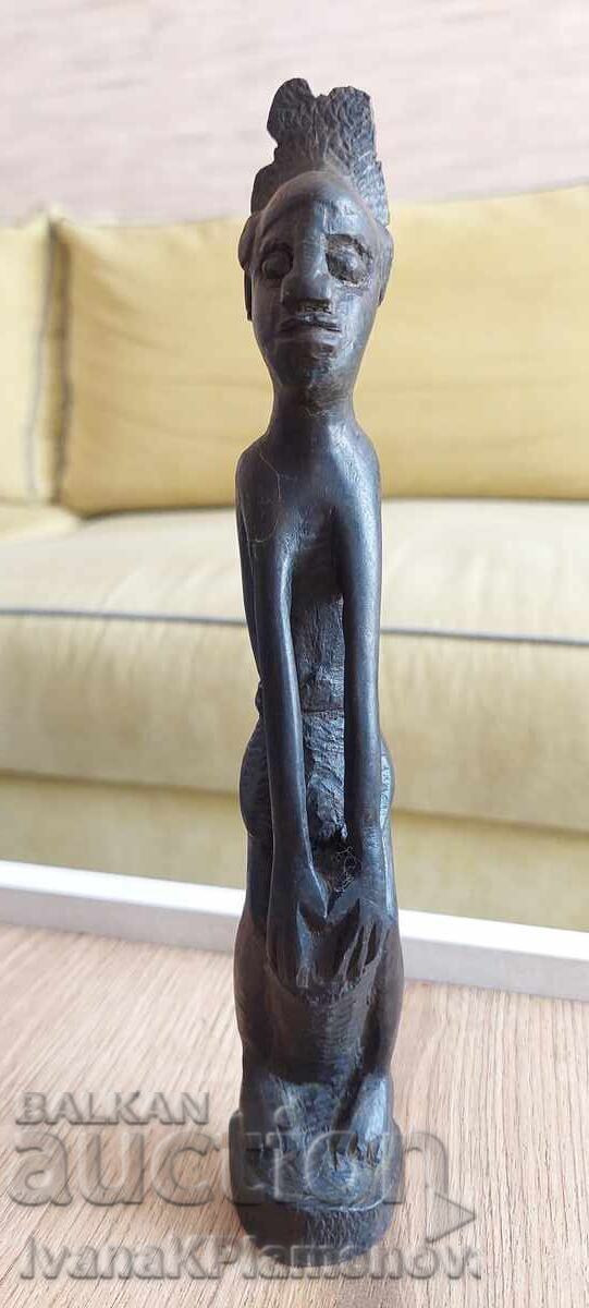 Sculptură în lemn masiv pentru cunoscători, înălțime 24cm