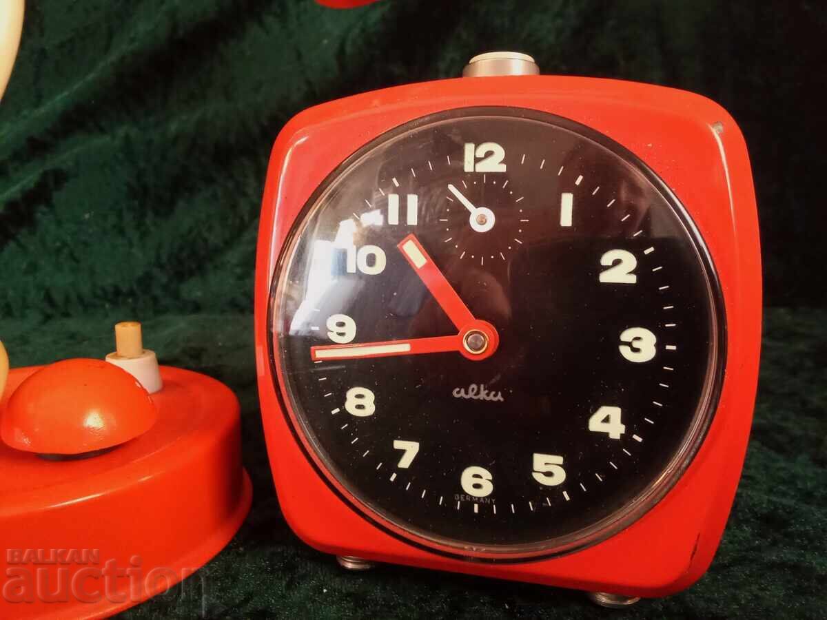 Vintage λάμπα και ρολόι-ξυπνητήρι από τη δεκαετία του '70 - 7