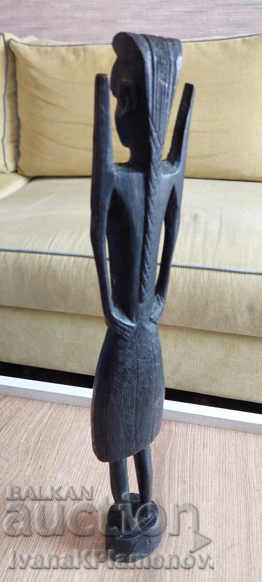 Sculptură în lemn masiv pentru cunoscători, înălțime 37cm - 7 Sculptură în lemn masiv pentru cunoscători, înălțime 37cm - 7