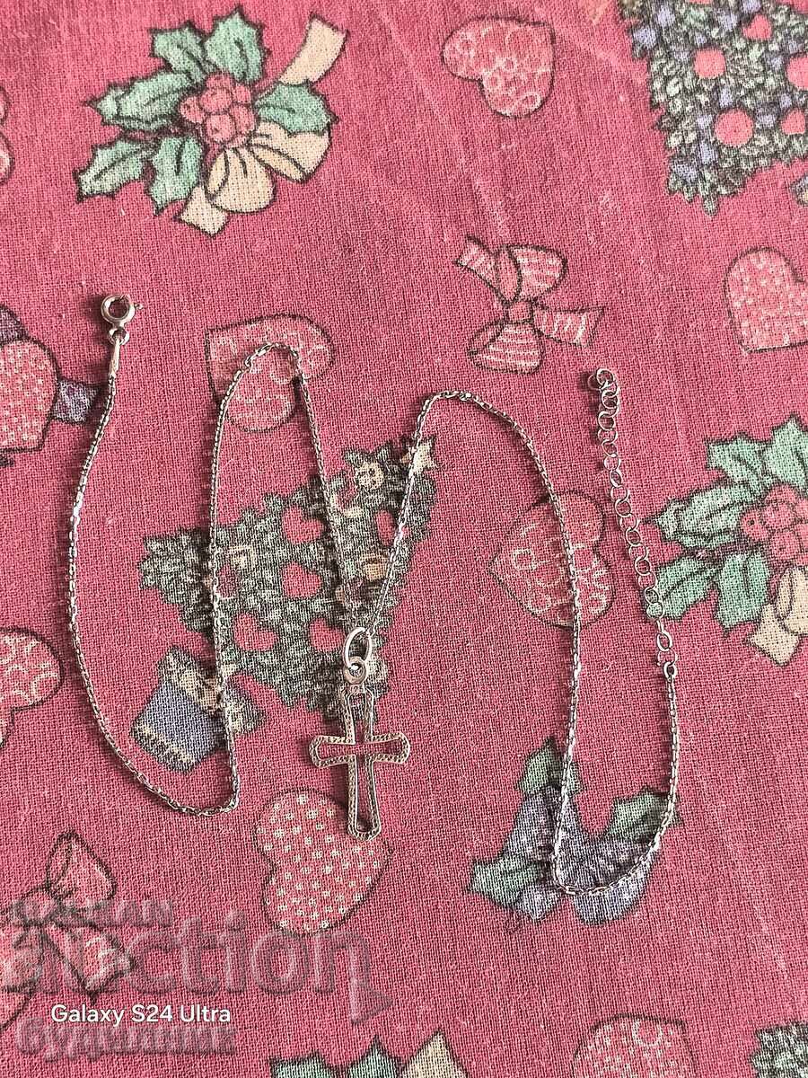 Silver chain with cross. From 39 to 44cm. Listing over 100 Auctions with price 21.99 BGN | € 11.24 Silver chain with cross. From 39 to 44cm. Listing over 100 Auctions with price 21.99 BGN | € 11.24