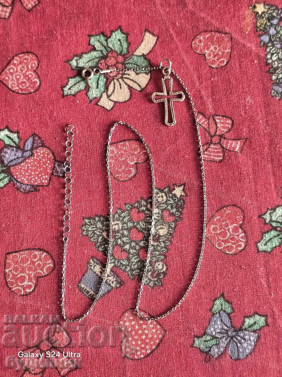 Silver chain with cross. From 39 to 44cm. Listing over 100 Auctions Silver chain with cross. From 39 to 44cm. Listing over 100 Auctions