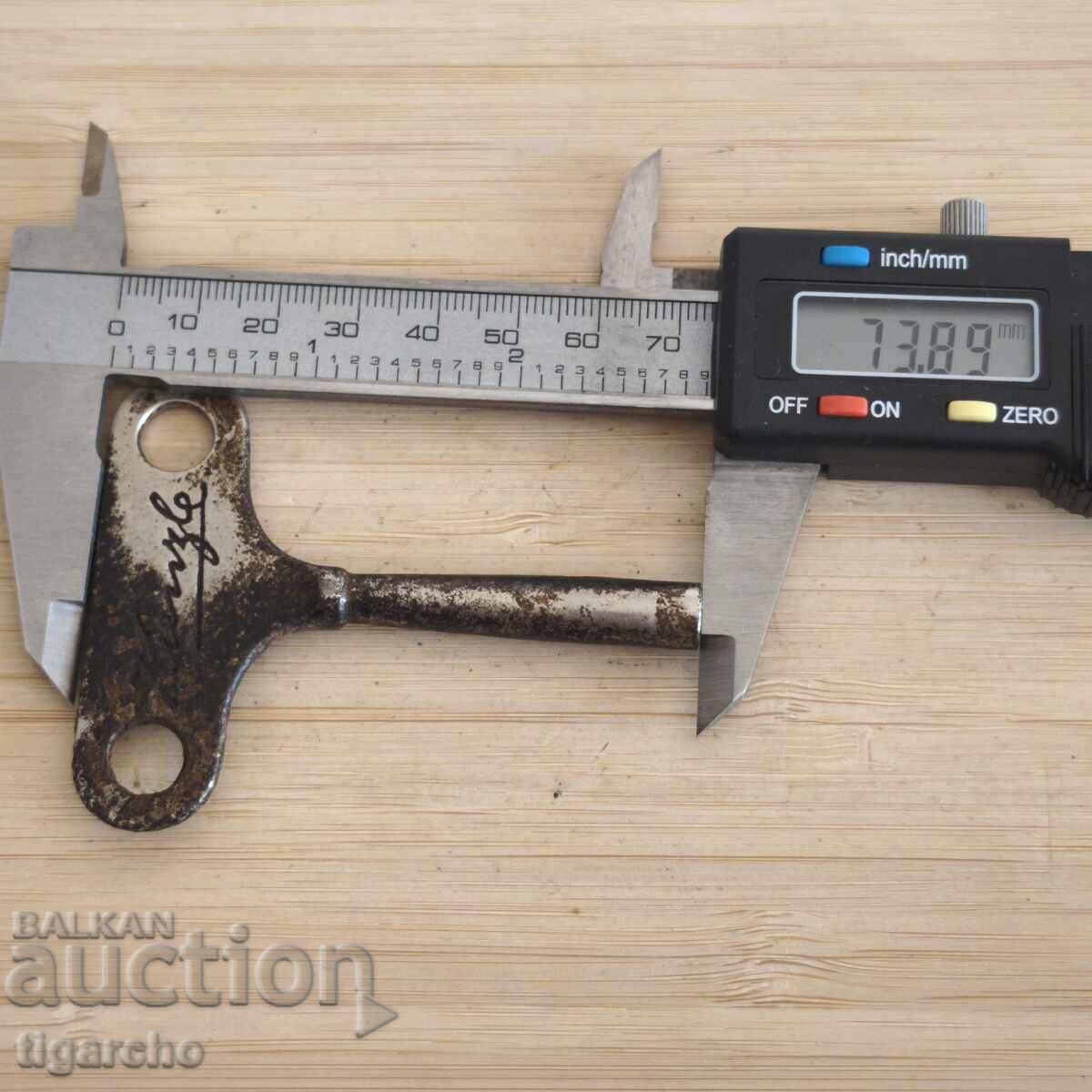 Παράδοση Κλειδί ρολογιού τοίχου