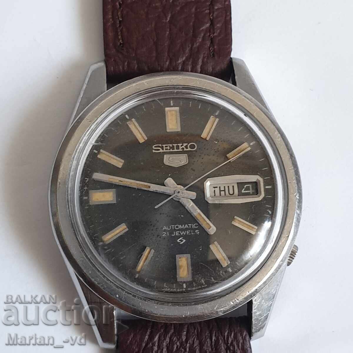 Vintage Seiko 5 automatic watch from the 60s and 70s - 5