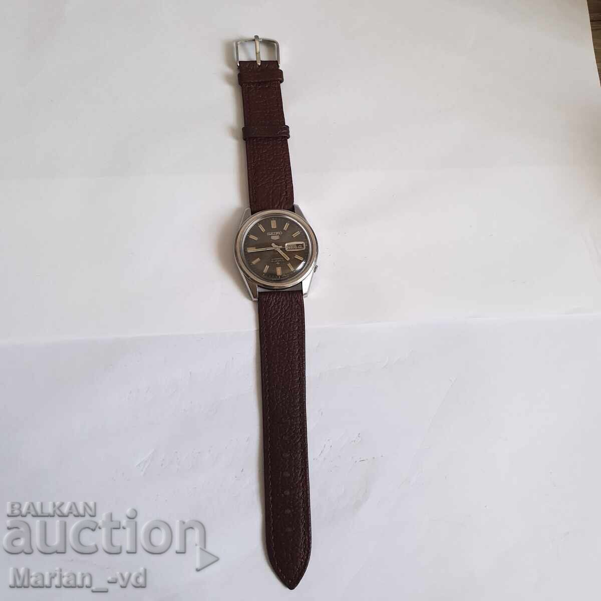 Vintage Seiko 5 automatic watch from the 60s and 70s