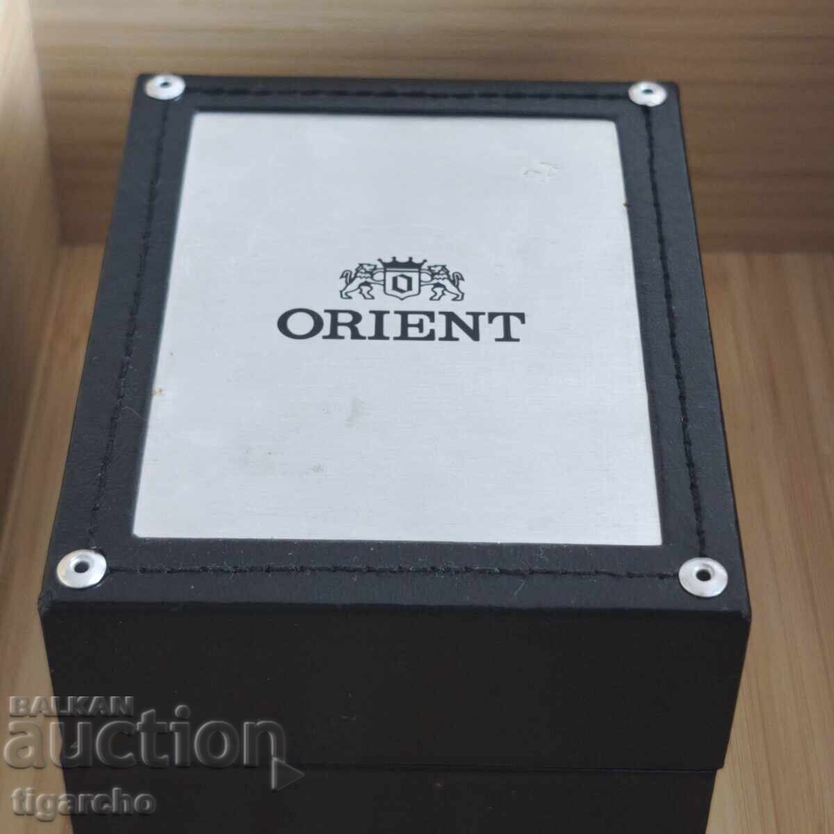 Delivery of ORIENT watch box